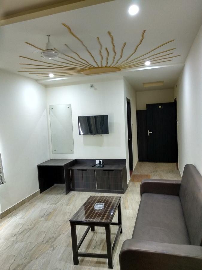 Oyo 60976 Hotel Shree Ji Morena Kültér fotó